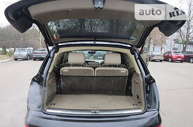 Позашляховик / Кросовер Audi Q7 2006 в 