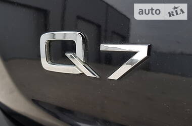 Внедорожник / Кроссовер Audi Q7 2013 в Тернополе