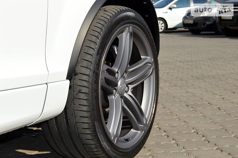 Позашляховик / Кросовер Audi Q7 2014 в Одесі фото 11 Позашляховик / Кросовер Audi Q7 2014 в Одесі