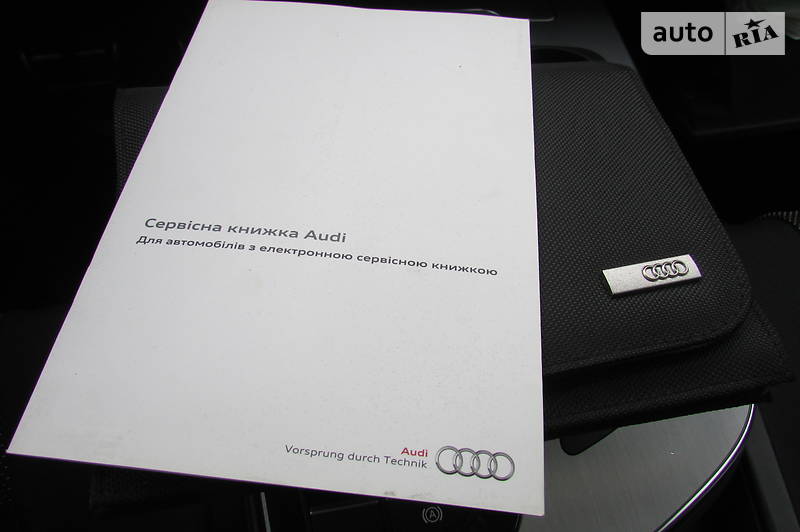 Позашляховик / Кросовер Audi Q7 2016 в Києві