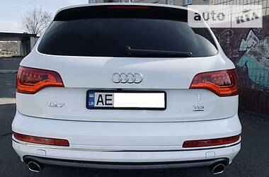 Внедорожник / Кроссовер Audi Q7 2013 в Кривом Роге