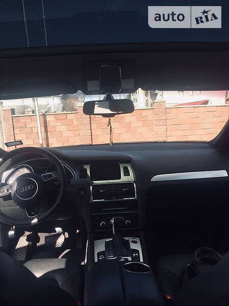 Позашляховик / Кросовер Audi Q7 2013 в Рівному