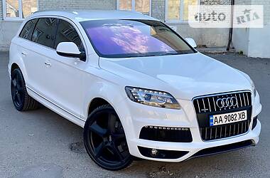 Внедорожник / Кроссовер Audi Q7 2010 в Киеве