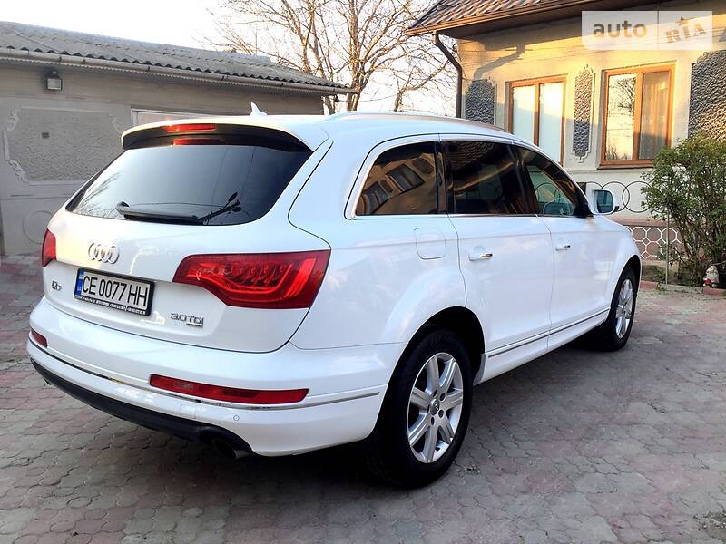 Внедорожник / Кроссовер Audi Q7 2010 в Черновцах