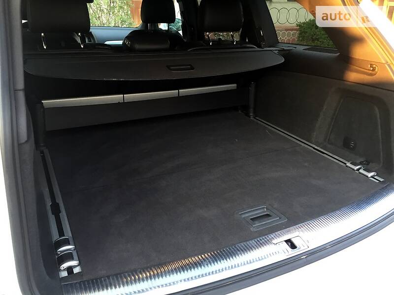 Внедорожник / Кроссовер Audi Q7 2010 в Черновцах