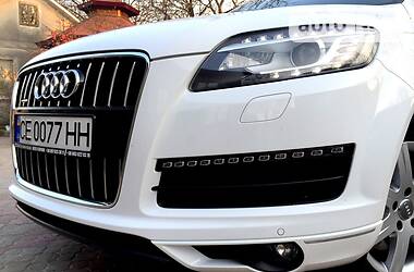 Позашляховик / Кросовер Audi Q7 2010 в 