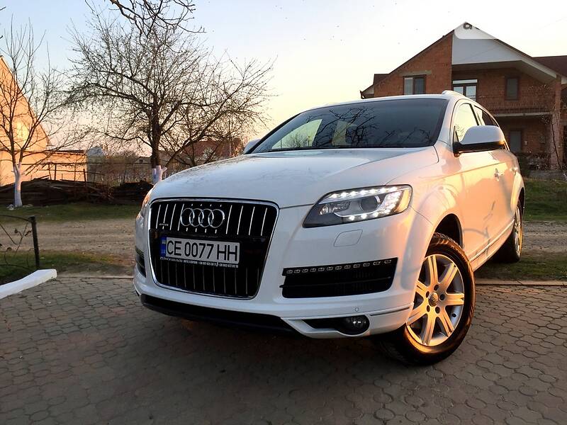 Внедорожник / Кроссовер Audi Q7 2010 в Черновцах