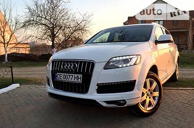 Позашляховик / Кросовер Audi Q7 2010 в 