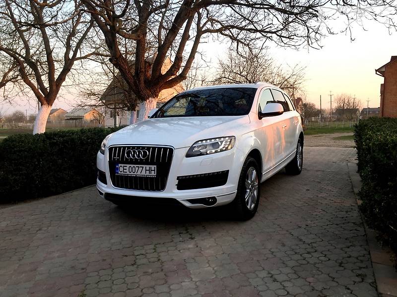Внедорожник / Кроссовер Audi Q7 2010 в Черновцах