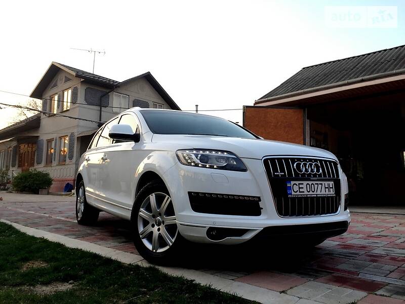 Внедорожник / Кроссовер Audi Q7 2010 в Черновцах