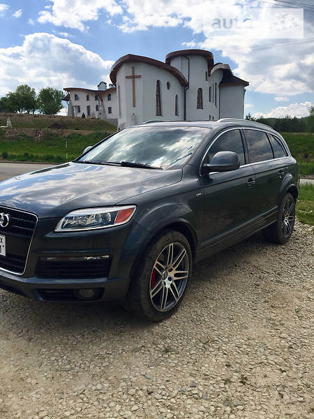 Позашляховик / Кросовер Audi Q7 2007 в Долині