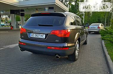 Позашляховик / Кросовер Audi Q7 2006 в 