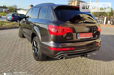 Позашляховик / Кросовер Audi Q7 2014 в 