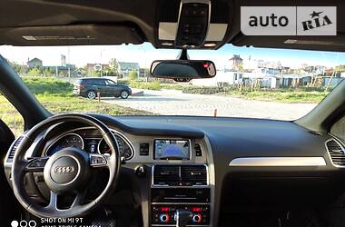 Позашляховик / Кросовер Audi Q7 2014 в 