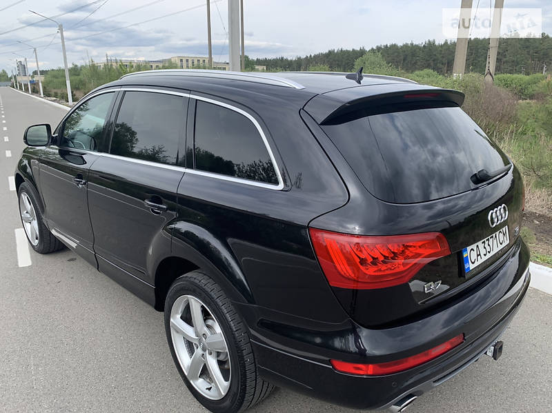 Позашляховик / Кросовер Audi Q7 2009 в Києві