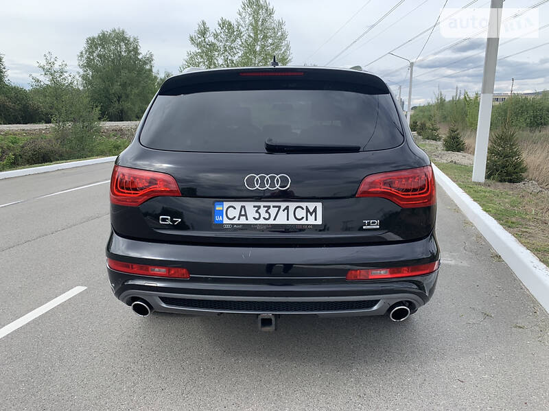 Позашляховик / Кросовер Audi Q7 2009 в Києві