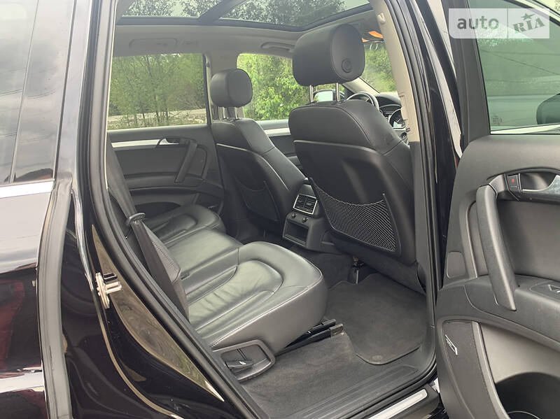 Позашляховик / Кросовер Audi Q7 2009 в Києві