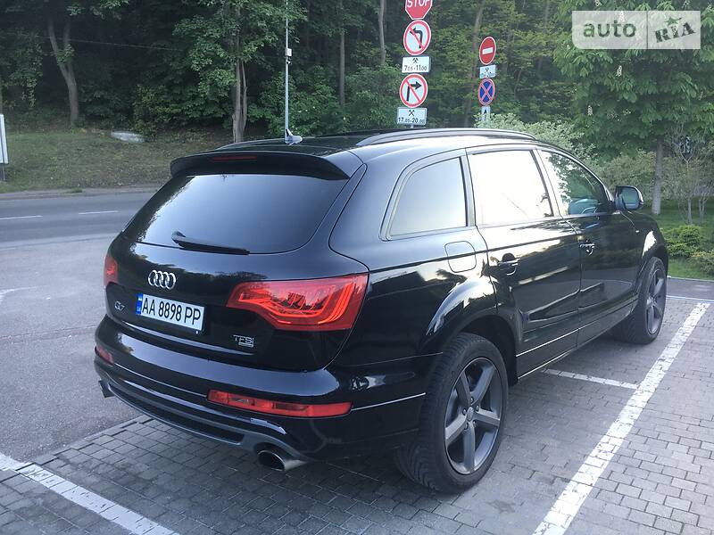 Позашляховик / Кросовер Audi Q7 2014 в Києві