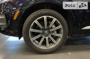 Позашляховик / Кросовер Audi Q7 2017 в 