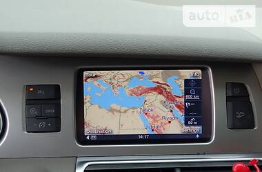 Позашляховик / Кросовер Audi Q7 2012 в 