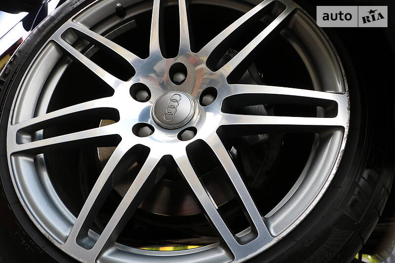 Позашляховик / Кросовер Audi Q7 2011 в Трускавці