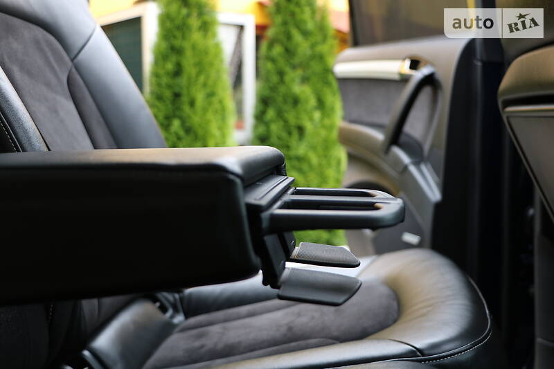 Позашляховик / Кросовер Audi Q7 2011 в Трускавці