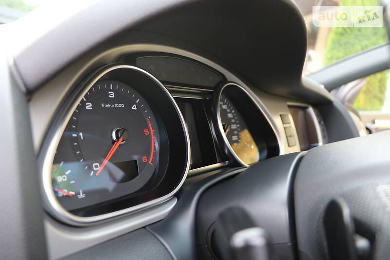 Позашляховик / Кросовер Audi Q7 2011 в Трускавці