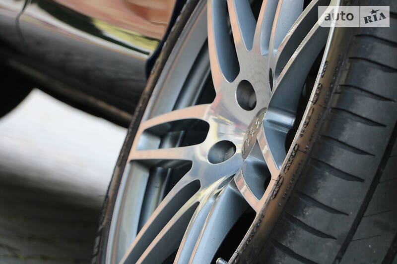 Позашляховик / Кросовер Audi Q7 2011 в Трускавці