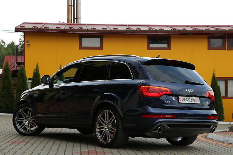 Позашляховик / Кросовер Audi Q7 2011 в Трускавці