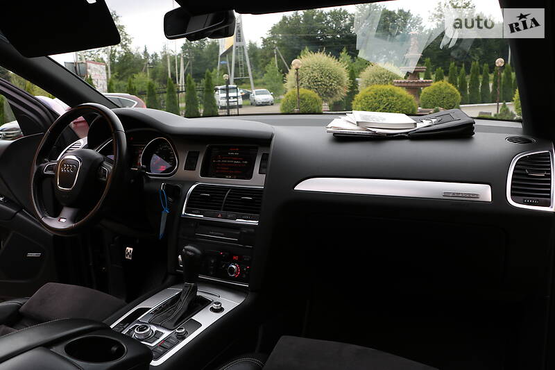 Позашляховик / Кросовер Audi Q7 2011 в Трускавці