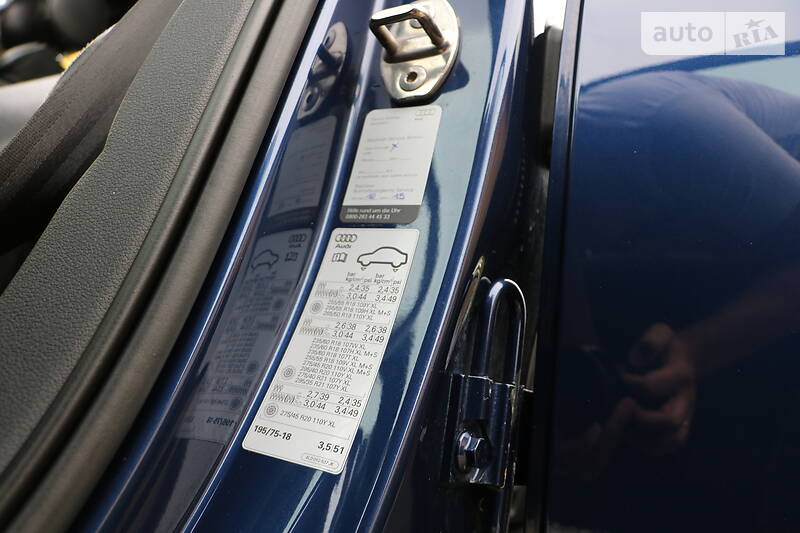 Позашляховик / Кросовер Audi Q7 2011 в Трускавці