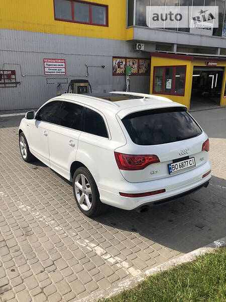 Позашляховик / Кросовер Audi Q7 2013 в Тернополі