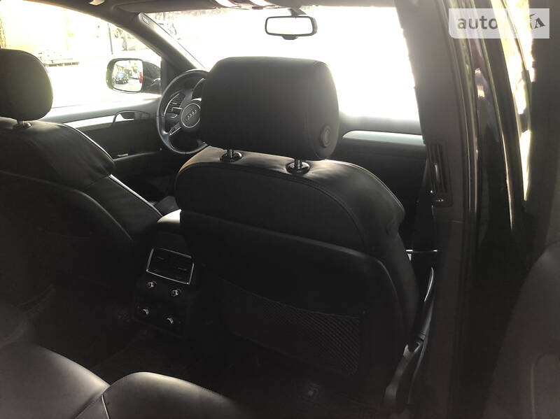 Позашляховик / Кросовер Audi Q7 2013 в Тернополі