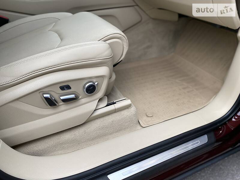 Позашляховик / Кросовер Audi Q7 2017 в Києві