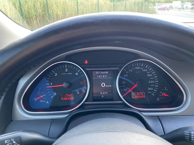 Позашляховик / Кросовер Audi Q7 2009 в Луцьку