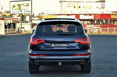 Внедорожник / Кроссовер Audi Q7 2013 в Харькове