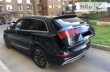 Внедорожник / Кроссовер Audi Q7 2016 в Киеве