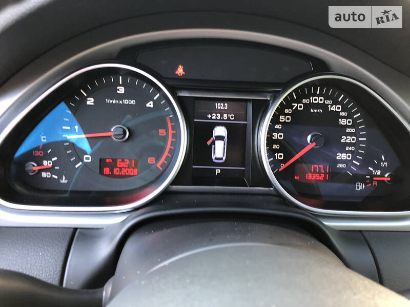 Позашляховик / Кросовер Audi Q7 2010 в Тернополі