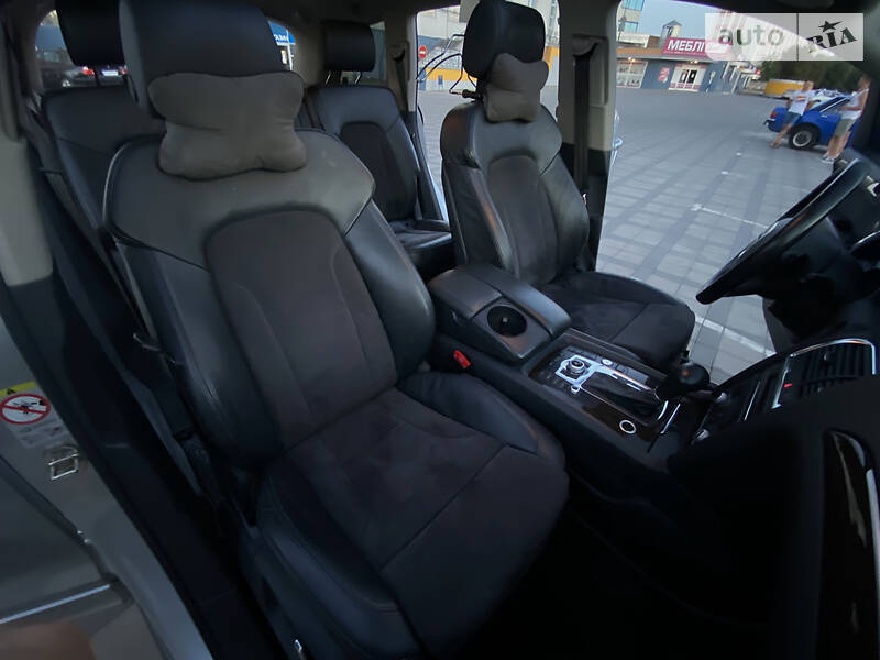 Позашляховик / Кросовер Audi Q7 2010 в Вінниці