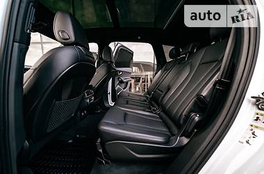 Внедорожник / Кроссовер Audi Q7 2018 в 