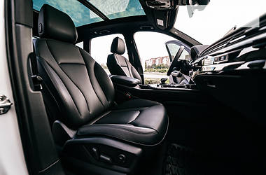 Внедорожник / Кроссовер Audi Q7 2018 в 