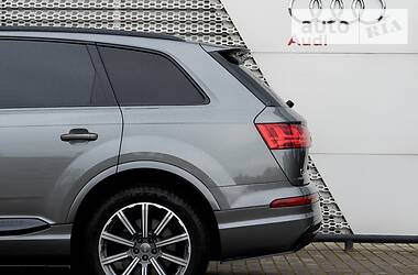 Внедорожник / Кроссовер Audi Q7 2018 в Львове