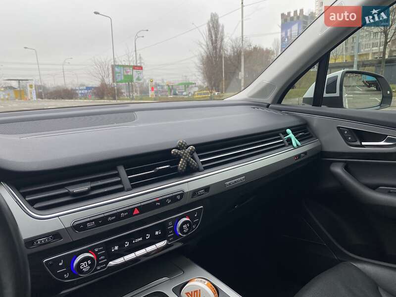 Внедорожник / Кроссовер Audi Q7 2017 в Киеве фото 36 Внедорожник / Кроссовер Audi Q7 2017 в Киеве