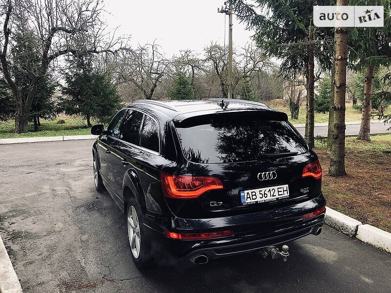 Позашляховик / Кросовер Audi Q7 2015 в Немирові