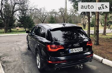 Позашляховик / Кросовер Audi Q7 2015 в 