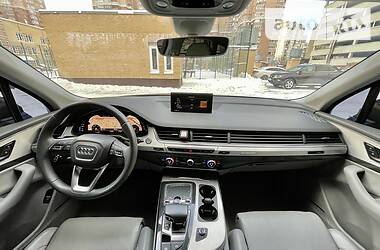 Внедорожник / Кроссовер Audi Q7 2015 в Киеве