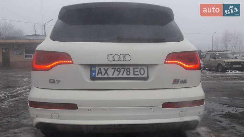 Внедорожник / Кроссовер Audi Q7 2007 в Болехове