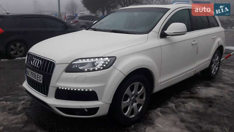 Внедорожник / Кроссовер Audi Q7 2007 в Болехове