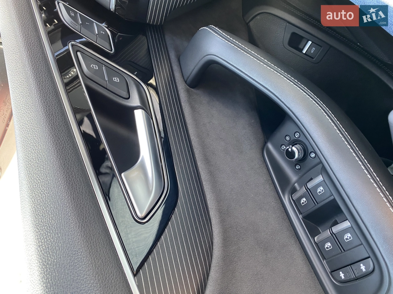 2017 Audi Q7 - мініатюра 9