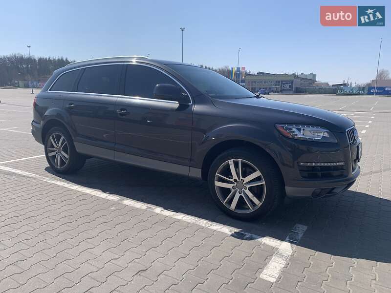 Позашляховик / Кросовер Audi Q7 2011 в Києві